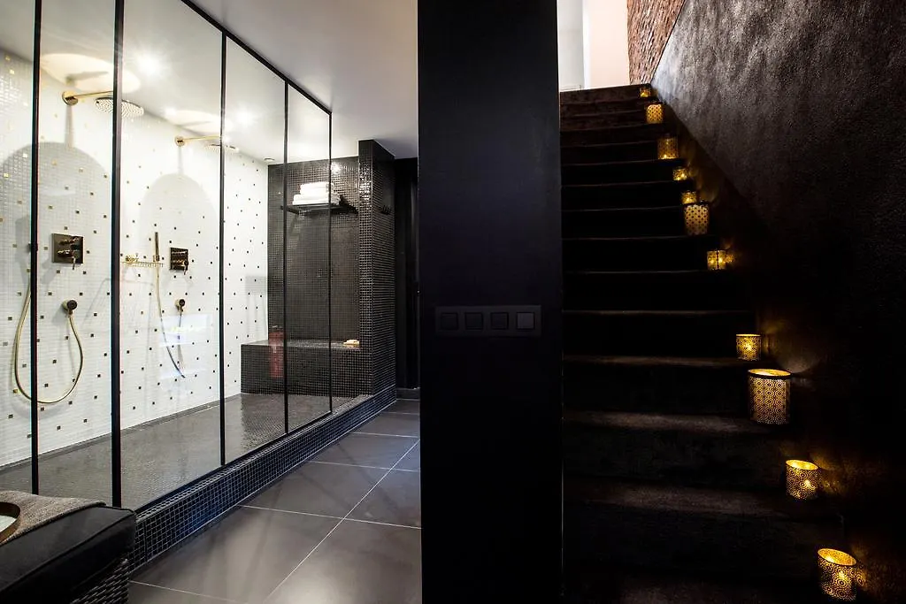 Chambre Avec Jacuzzi Sauna Privatif Apartment Brussels