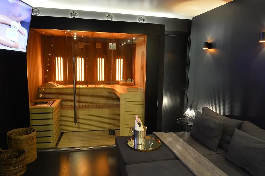 Chambre Avec Jacuzzi Sauna Privatif Apartment Brussels Belgium